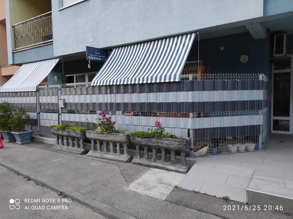 Adna Art Apartment Apartment in Lika-Senj County