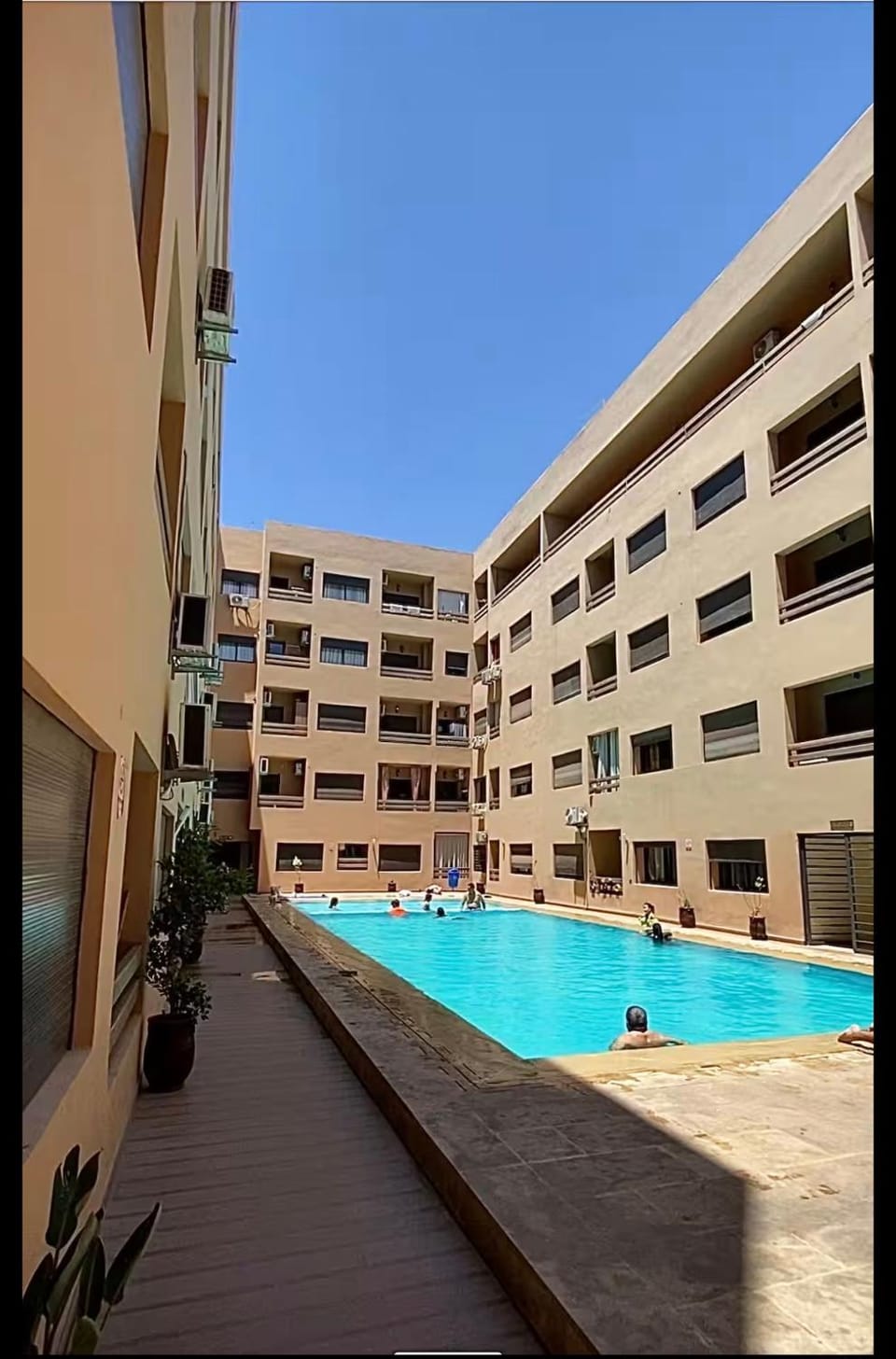 Swimming pool