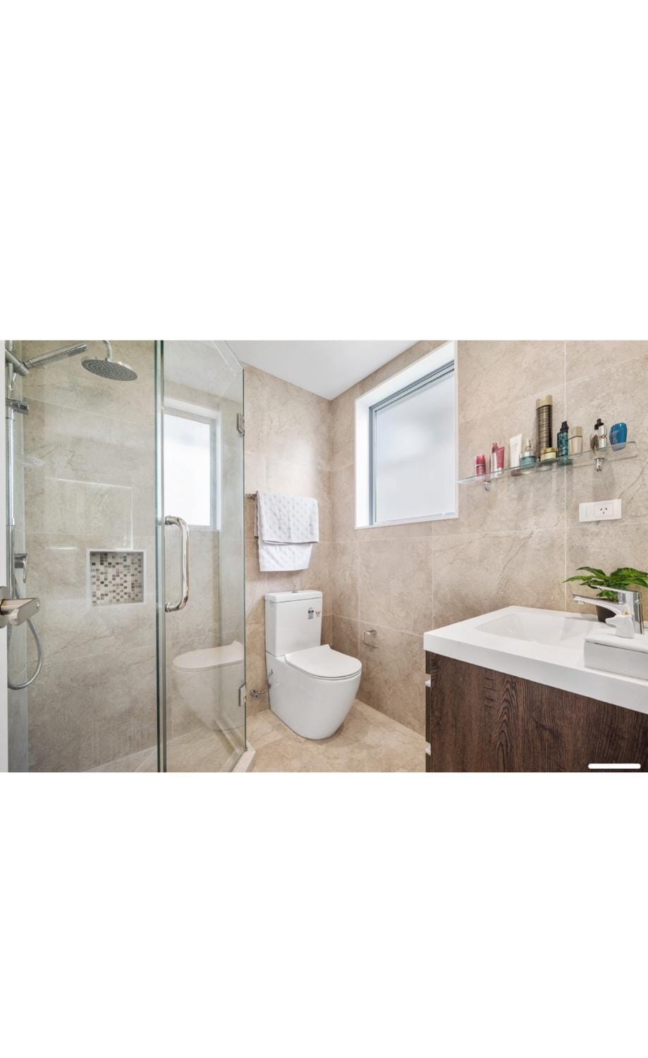 Bathroom, Internal: Not applicable to any particular room