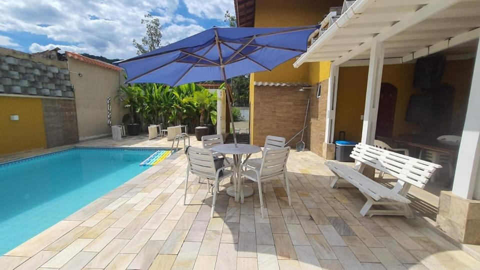 Casa de praia em Guarujá-SP House in State of São Paulo