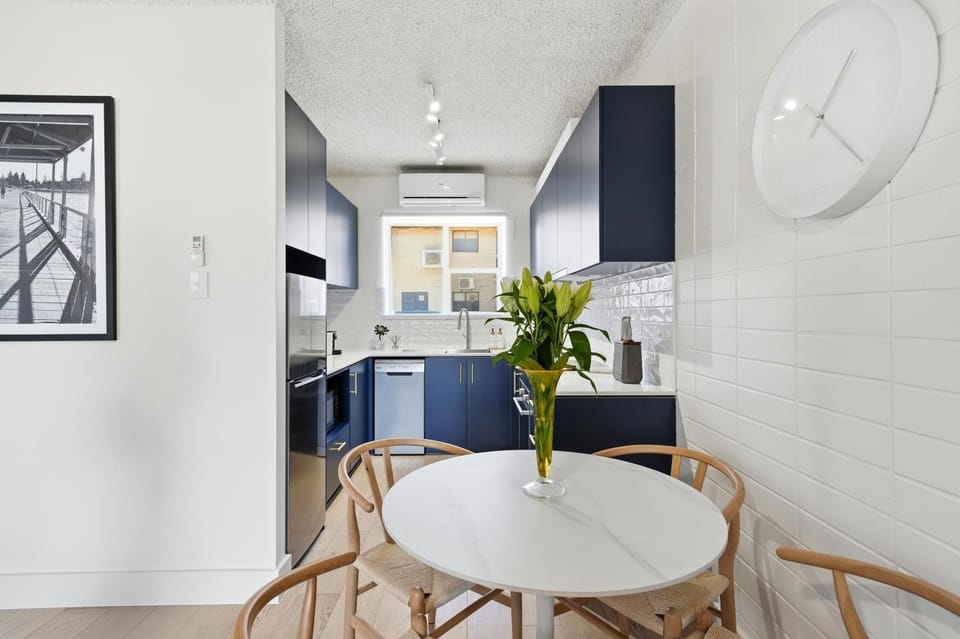 Belle Escapes - Coral Drift Retreat House in Adelaide