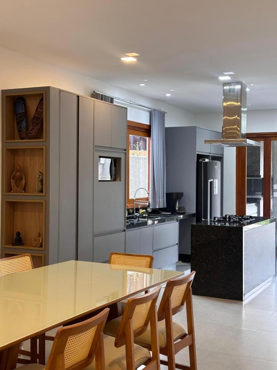 Casa térrea moderna em condomínio House in Bertioga