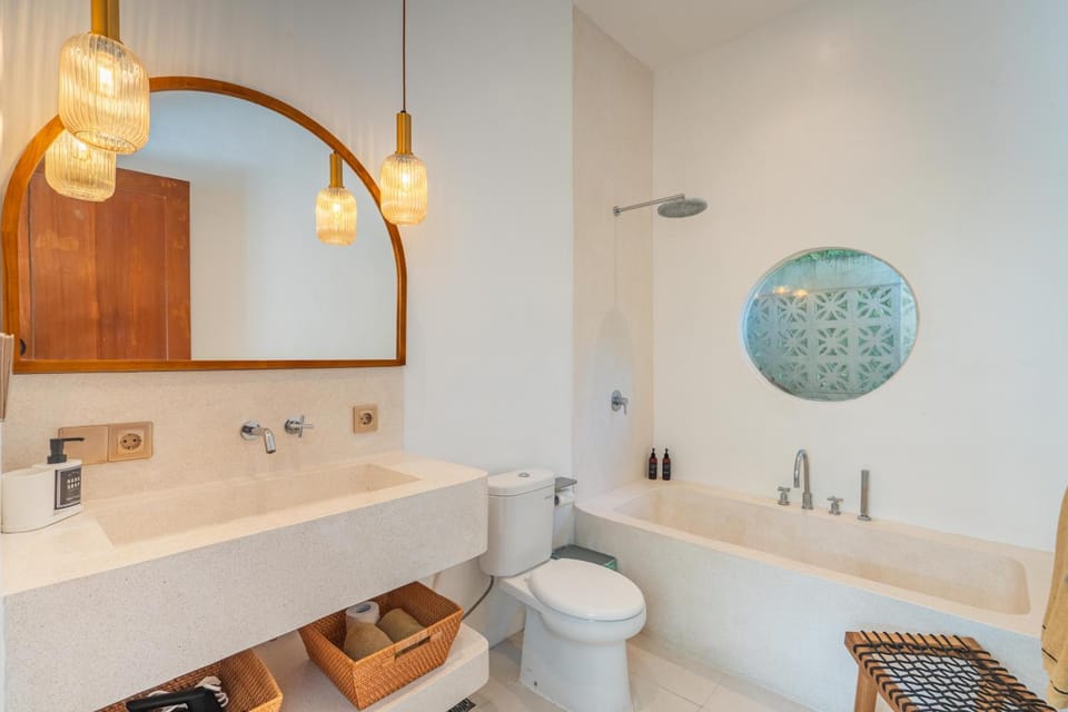 Graceful 1 BR villa with private pool and rooftop Villa in North Kuta