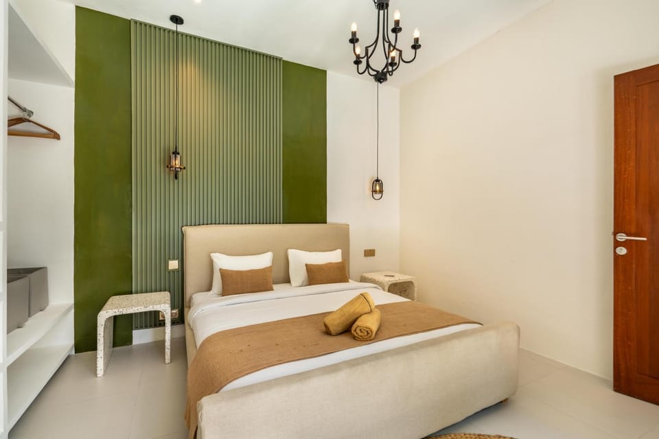 Graceful 1 BR villa with private pool and rooftop Villa in North Kuta