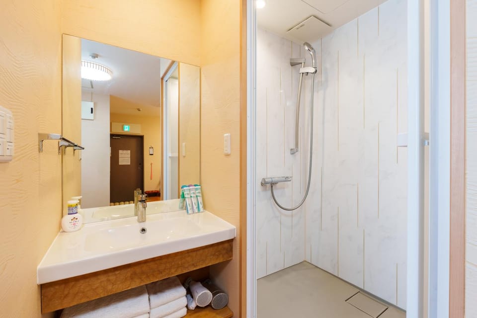 Shower, Bathroom