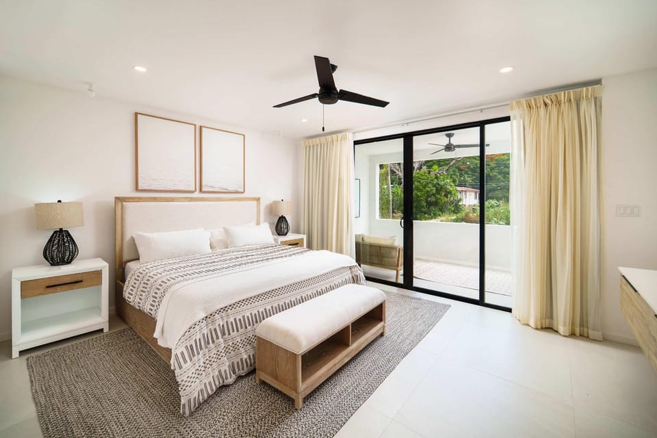 Walk to Beach New Stylish 3BR Pool House in Saint James