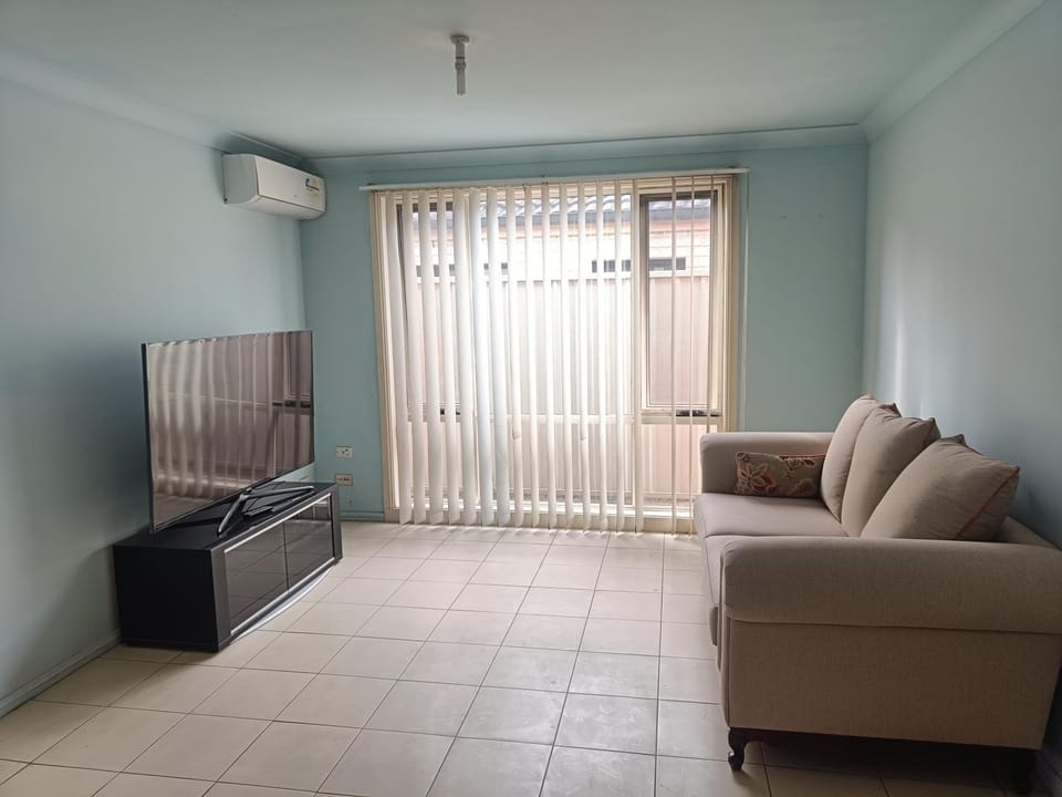Budget Queen Room - 493 Vacation rental in Sydney