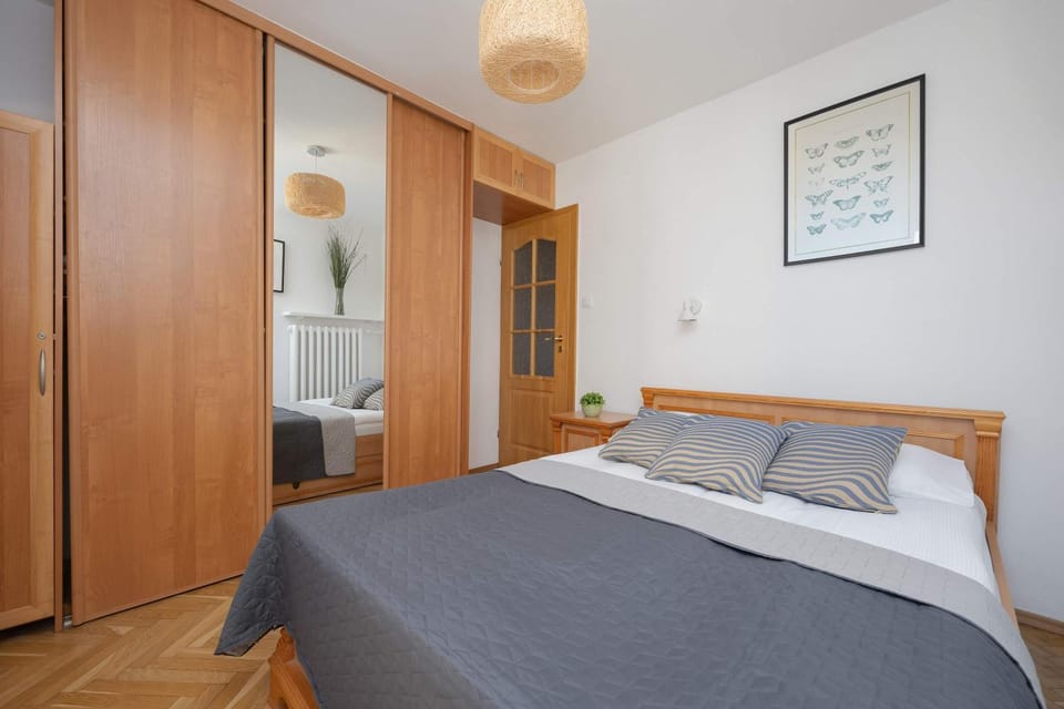 Bed, Bedroom, wardrobe