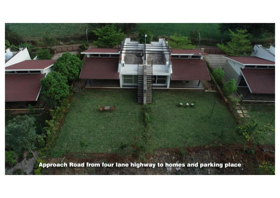 Property building, Day, Garden