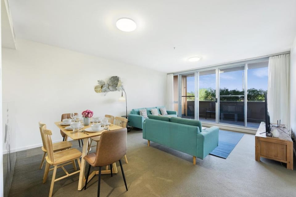 Modern Comfort Hurstville 3BR Wifi Train Business Apartment in Sydney