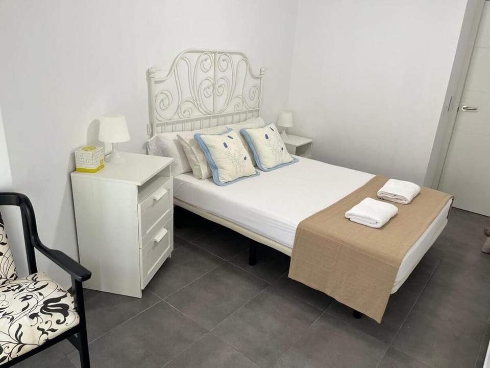 Neptuno Playa de San Juan Pool, parking, wifi Apartment in Alicante