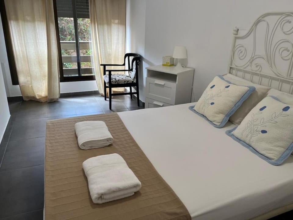 Neptuno Playa de San Juan Pool, parking, wifi Apartment in Alicante