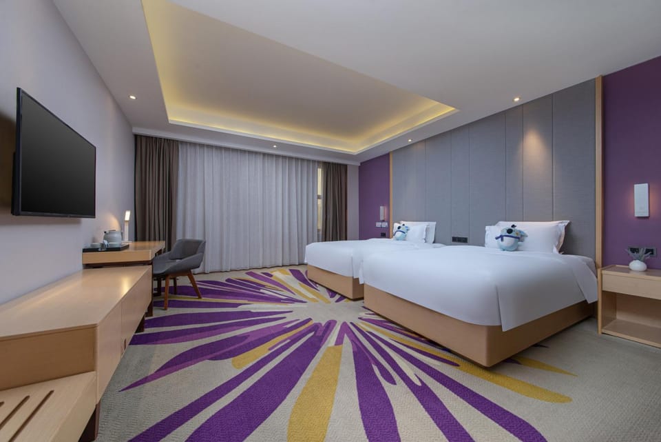 Communal lounge/ TV room, Bed, TV and multimedia, Photo of the whole room, Evening entertainment, Bedroom