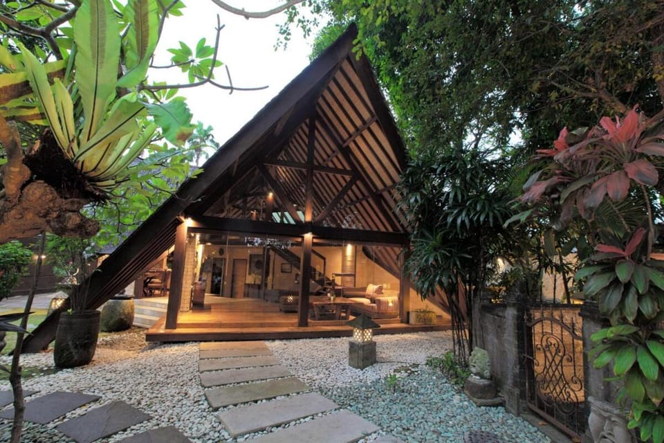 Kalyca Seminyak 4 Bedroom Villa in Kuta
