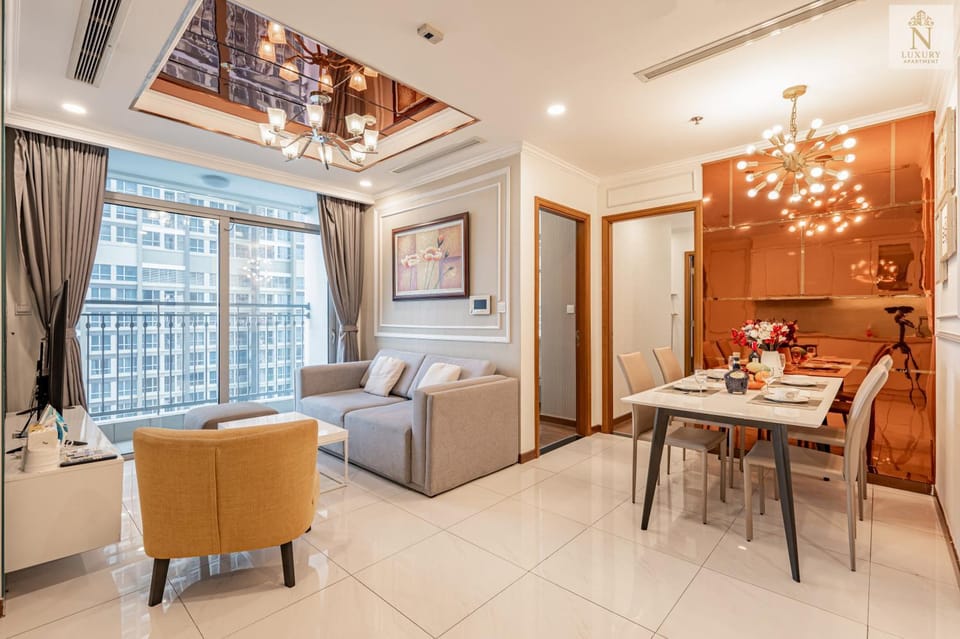Living room, Seating area, Dining area, air conditioner