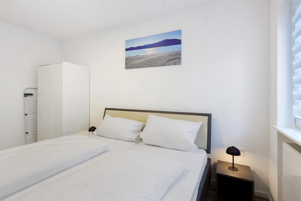 Living room, Bedroom