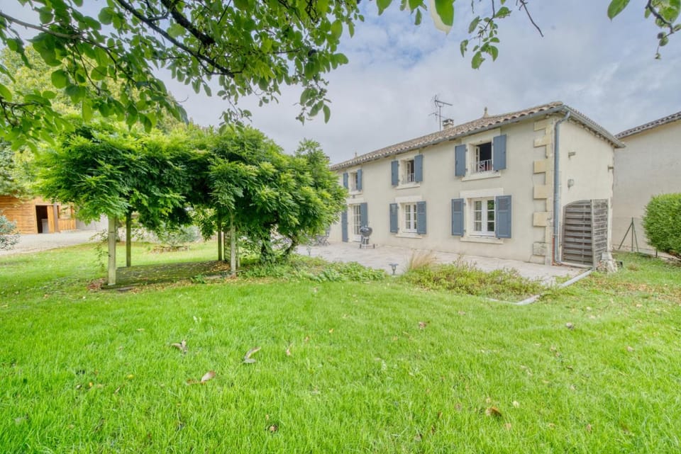 Property building, Garden, Garden view