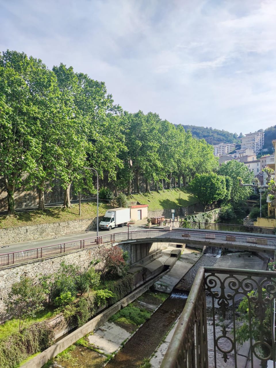 Day, Neighbourhood, Natural landscape