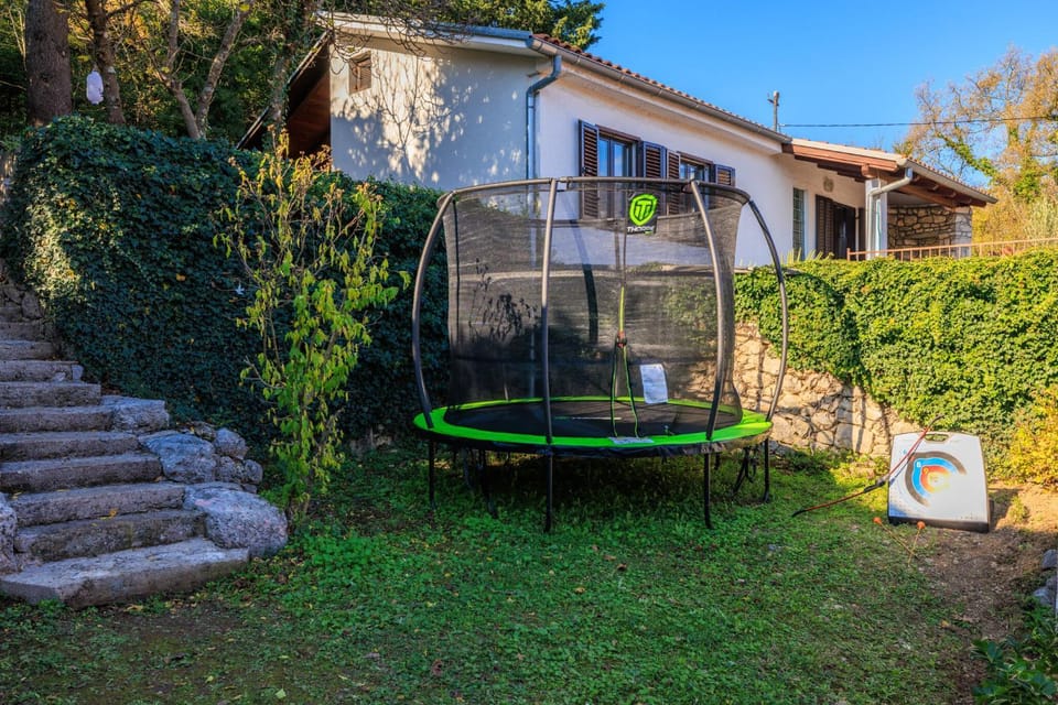 Nature Nest Tribalj House in Primorje-Gorski Kotar County