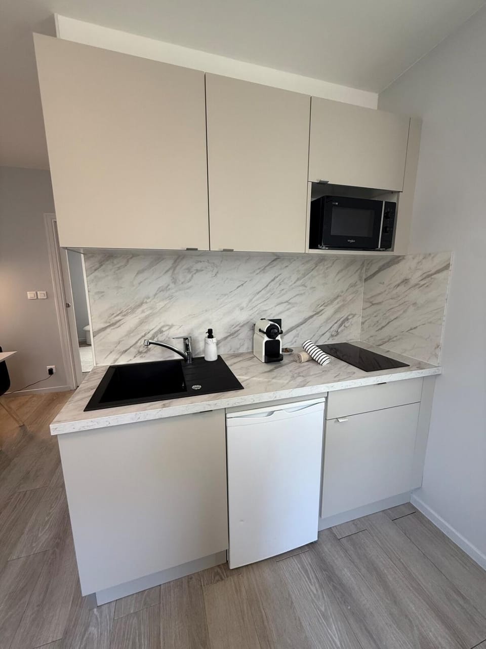 Appartement cosy avec cour privée en centre-ville Apartment in Bourges