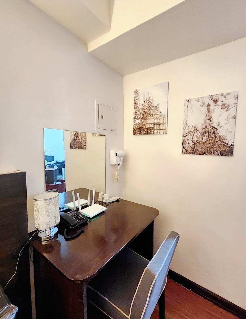 Tagaytay Condo Staycation- Taal-view with balcony Apartment hotel in Tagaytay