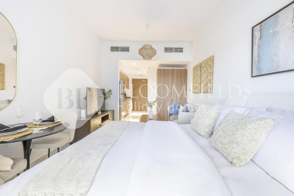 Bloomfields Studio in Oasis Apartment in Abu Dhabi