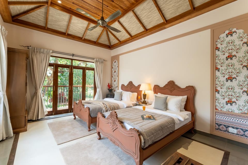 Bed, Photo of the whole room, Bedroom