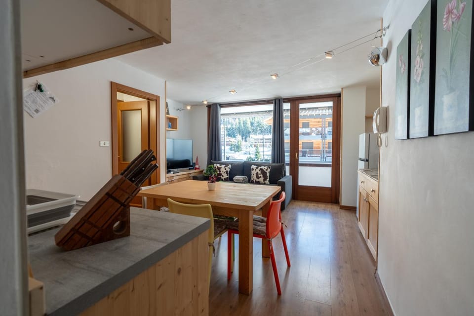 [Campiglio_Panoramic_Apartment] + 2 Free Parkings Apartment in Madonna di Campiglio