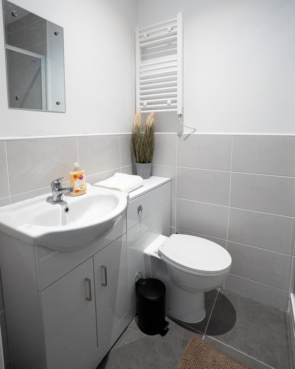 Toilet, Bathroom