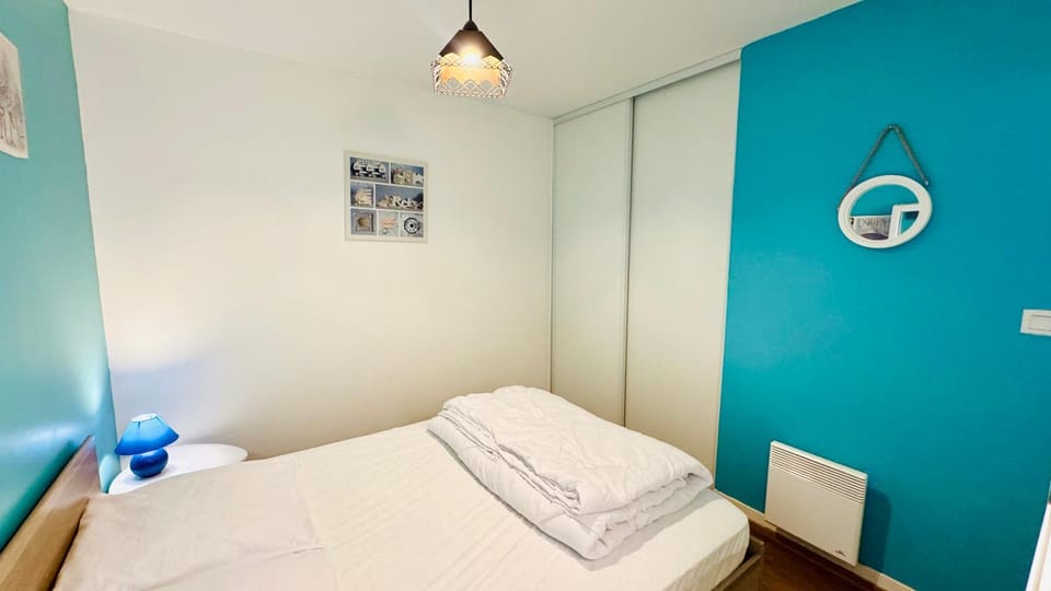 Bed, Bedroom, storage