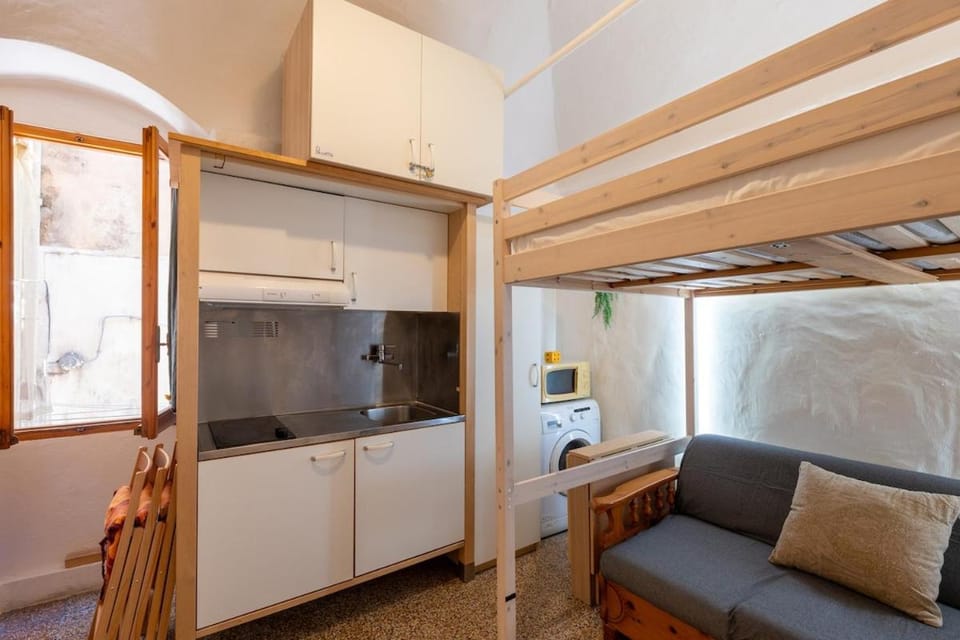 MT Home Apartment in Sanremo