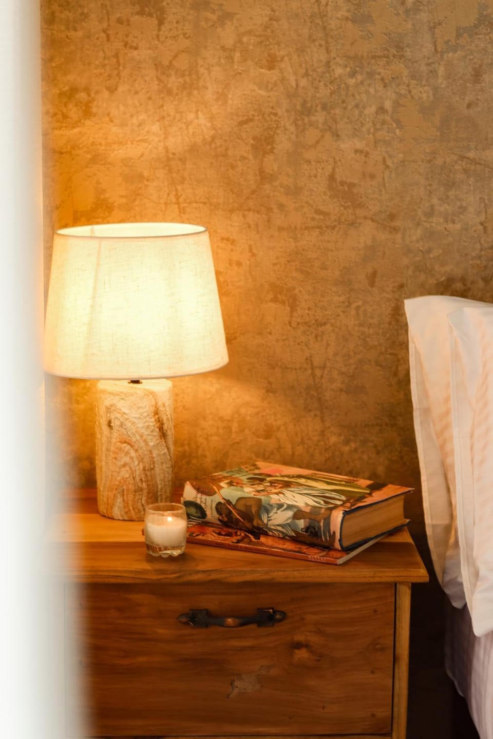 Bedroom, furniture