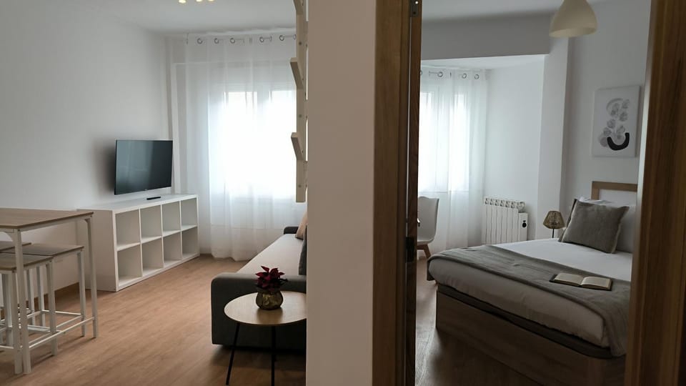 Bed, Living room, Photo of the whole room