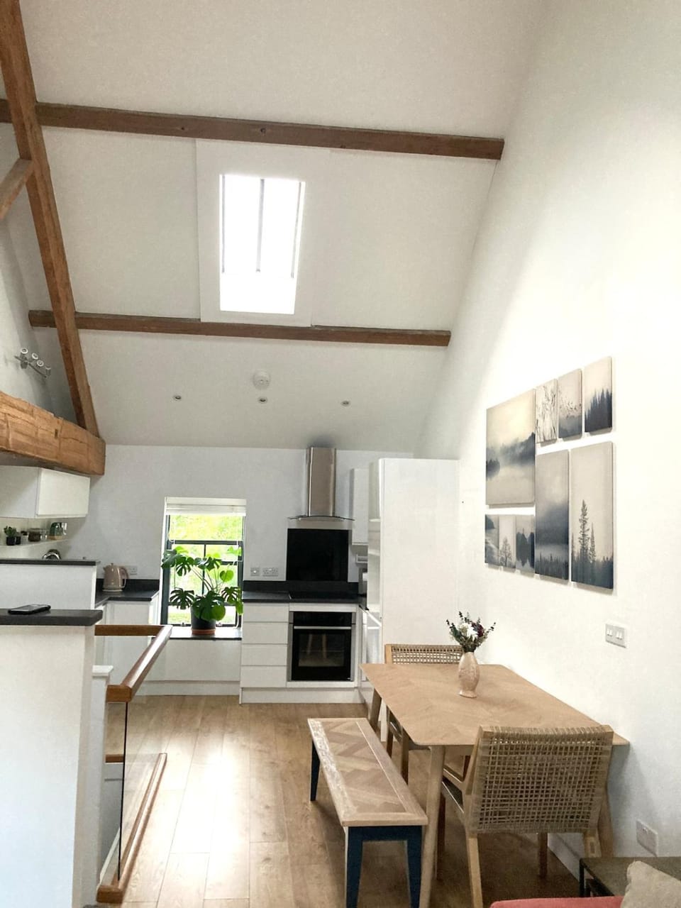 The Laws Canalside Townhouse, central Retford Apartment in Bassetlaw District