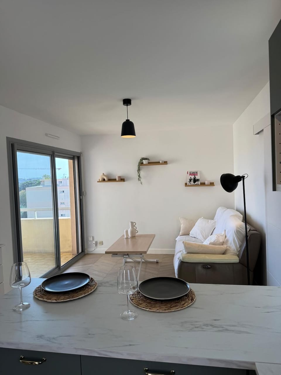 Living room, Dining area