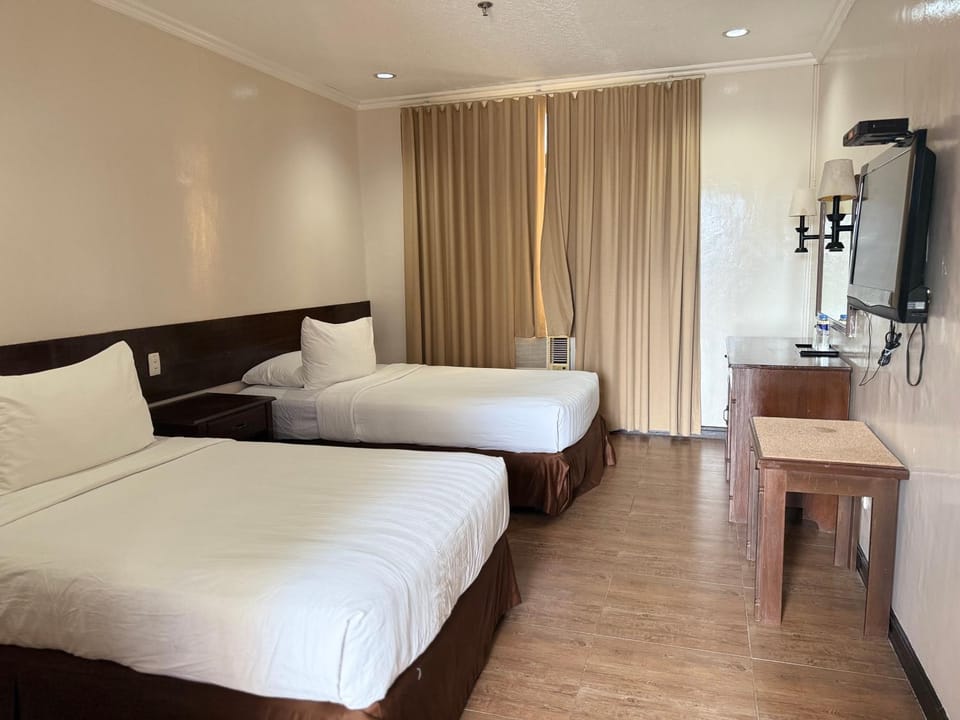 Dottie's Place Hotel & Restaurant Hotel in Caraga
