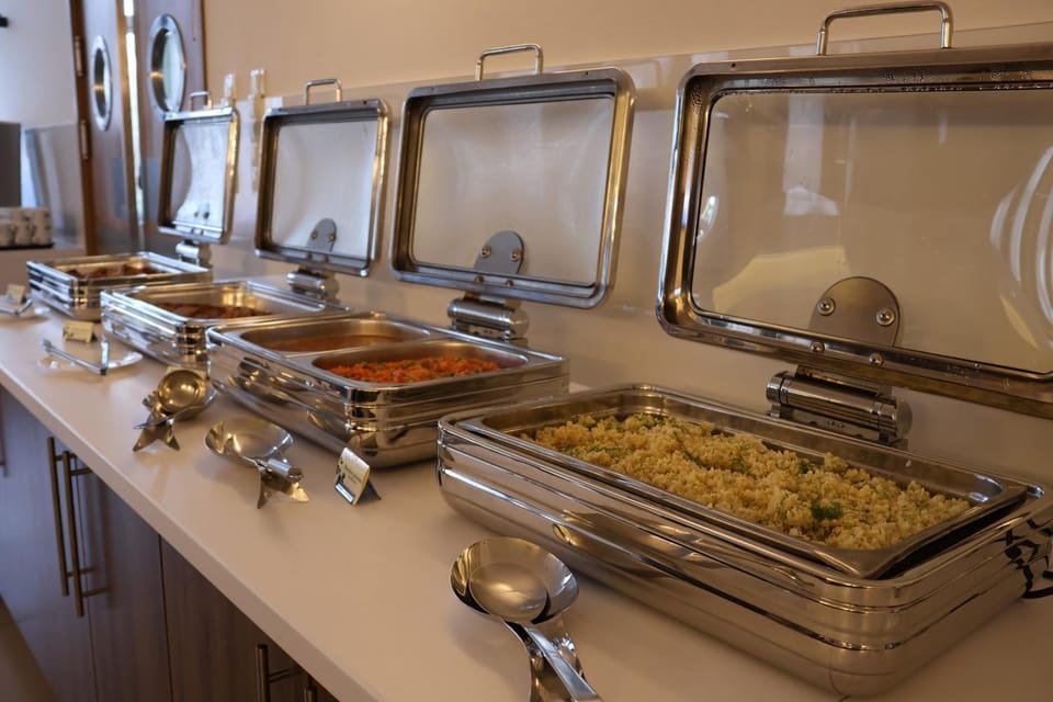 Restaurant/places to eat, Food and drinks, Food, Buffet breakfast