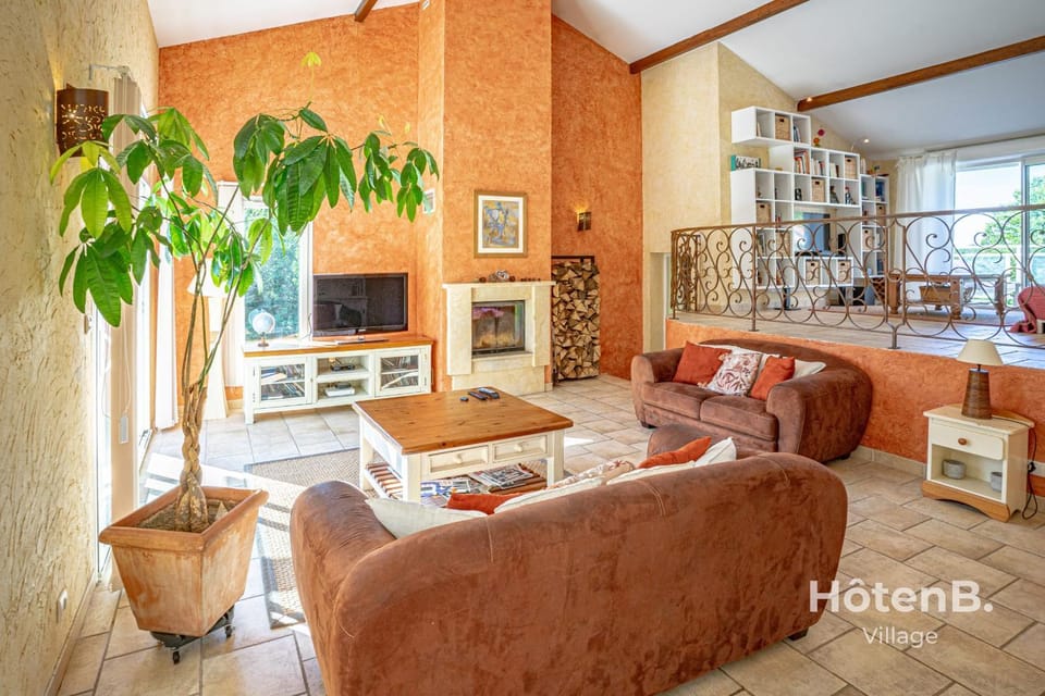 TV and multimedia, Living room