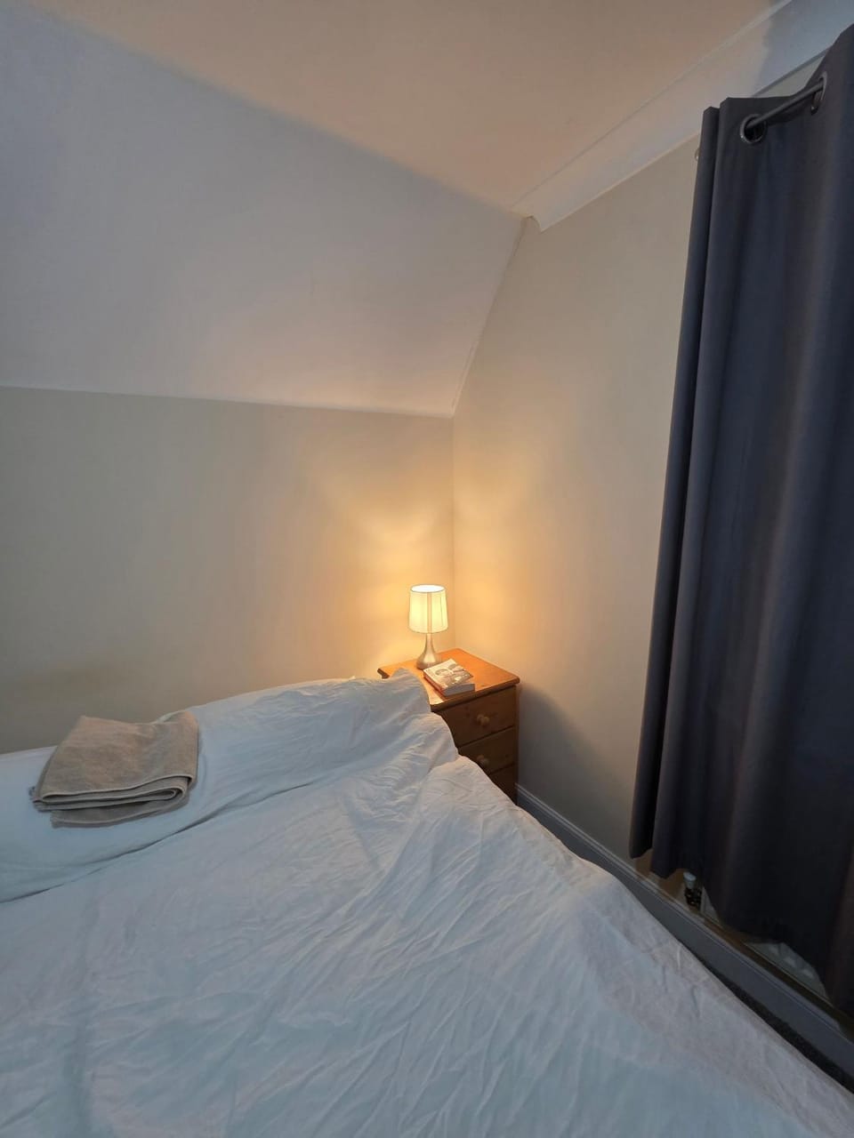 Bed, Decorative detail, Bedroom