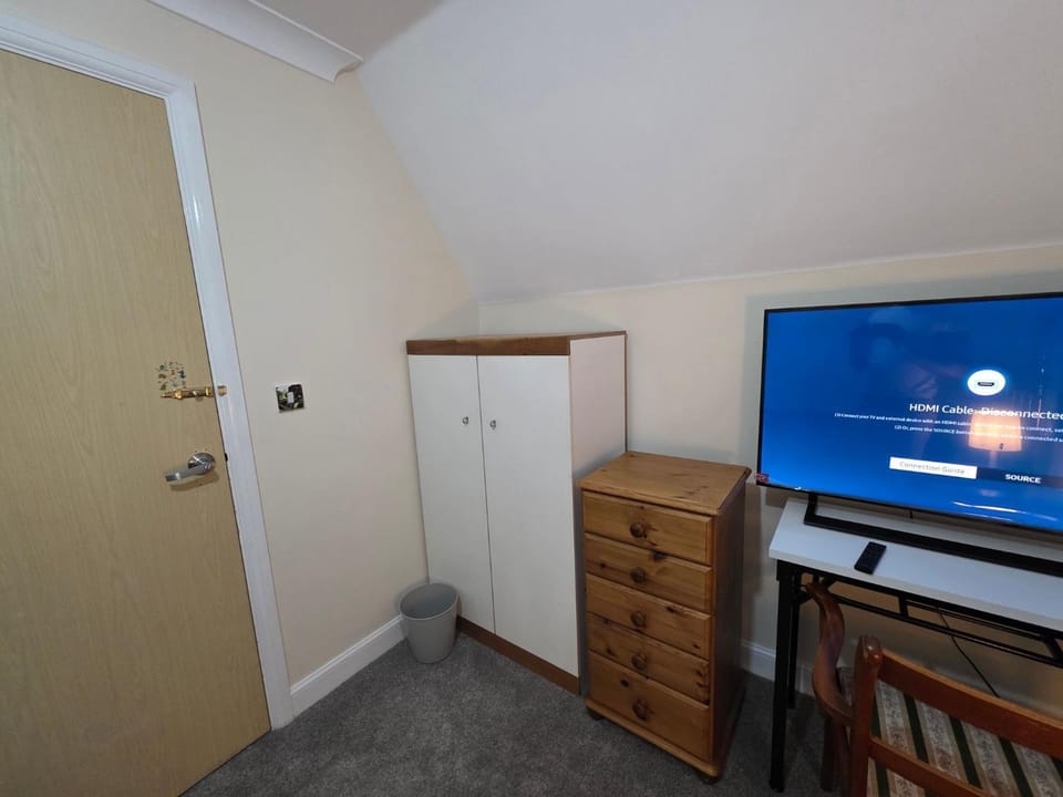 Communal lounge/ TV room, TV and multimedia, Living room