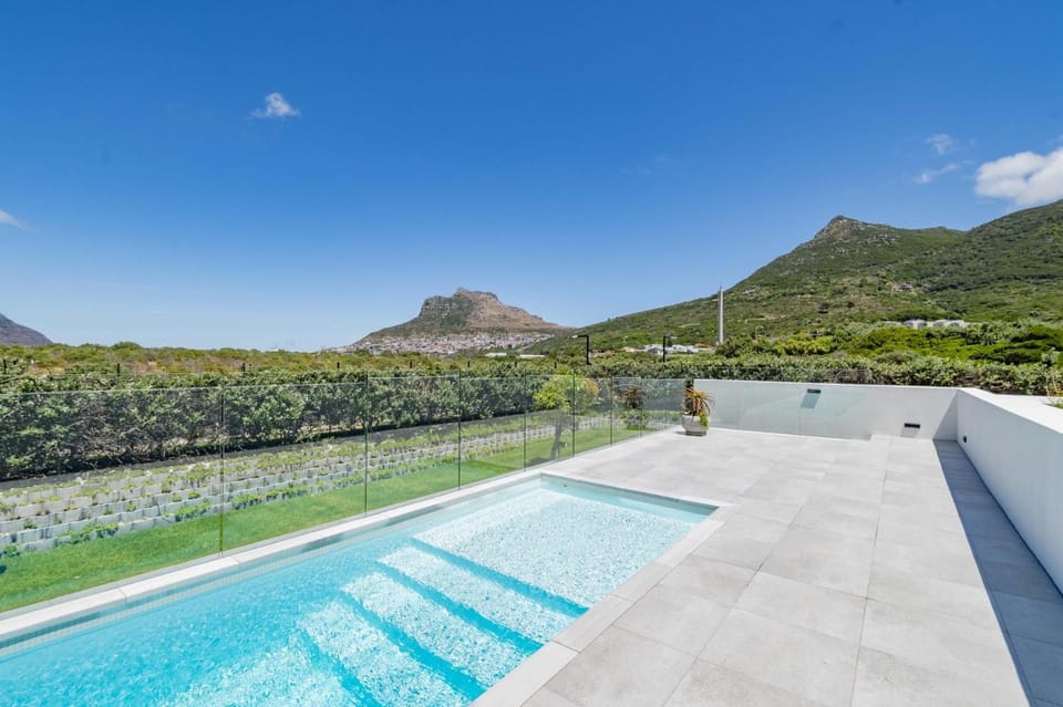 The Beach House Hout Bay Apartment in Cape Town