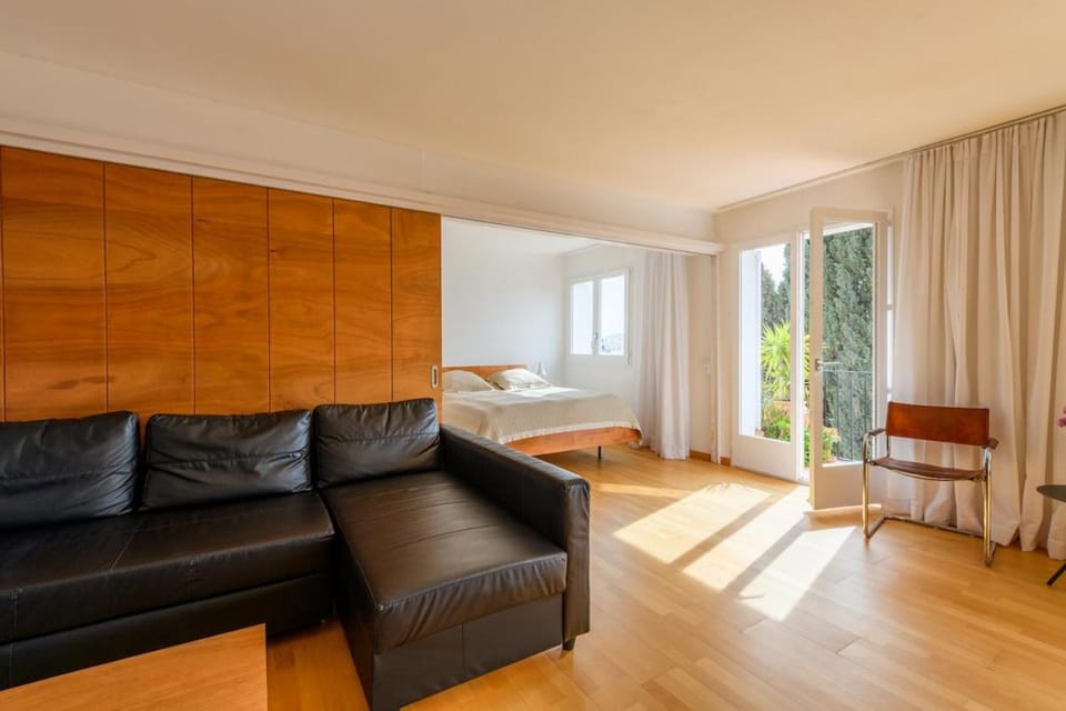 Apartamento muy luminoso en zona tranquila Apartment in Cadaqués