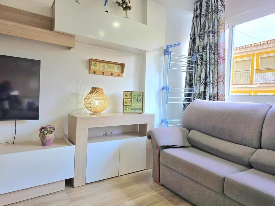 Pearl One Bedroom Full KitchenApartment City Center BY NAMASTE ELITE Apartment in Torremolinos
