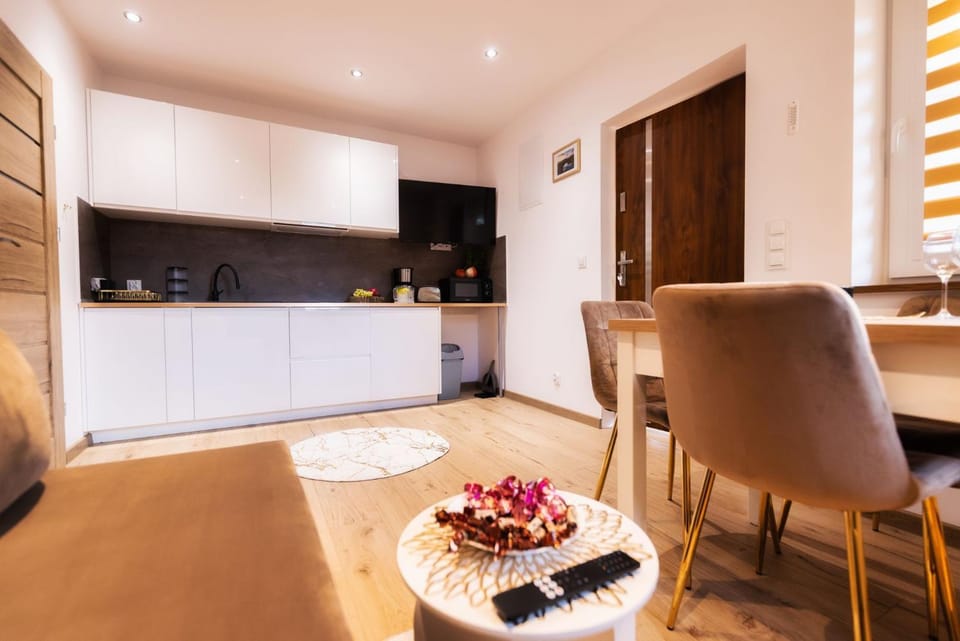 Radkowskie Apartamenty Julia z widokiem na zalew i gory Apartment in Lower Silesian Voivodeship