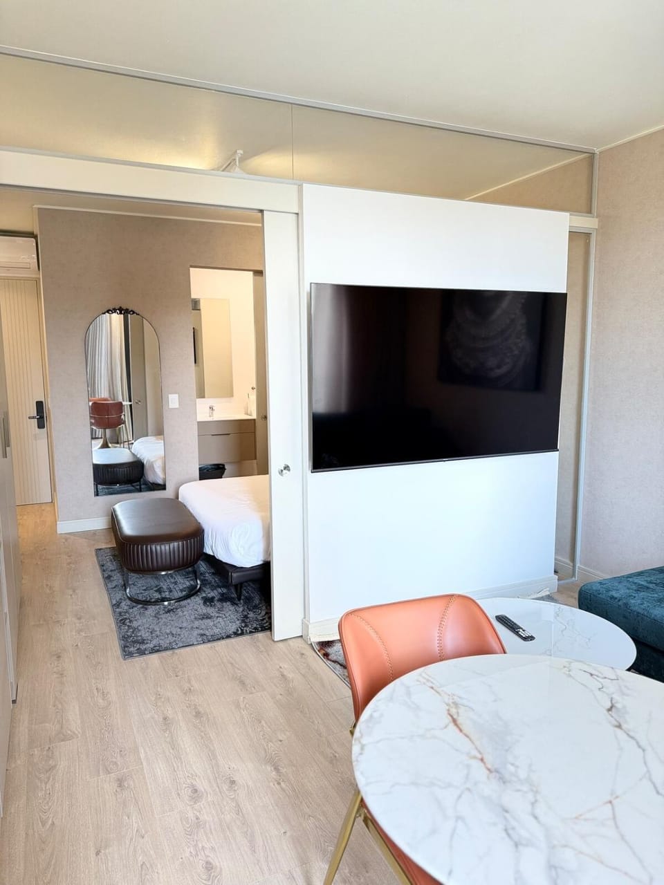 226 One Rosebank with On-Site Rooftop Restaurant Apartment in Johannesburg