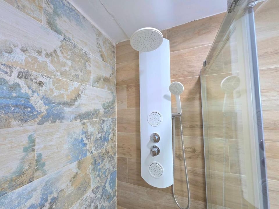 Azure Studi with Large Terrace & Full Kitchen Torremolinos City center by NAMASTE ELITE Apartment in Torremolinos
