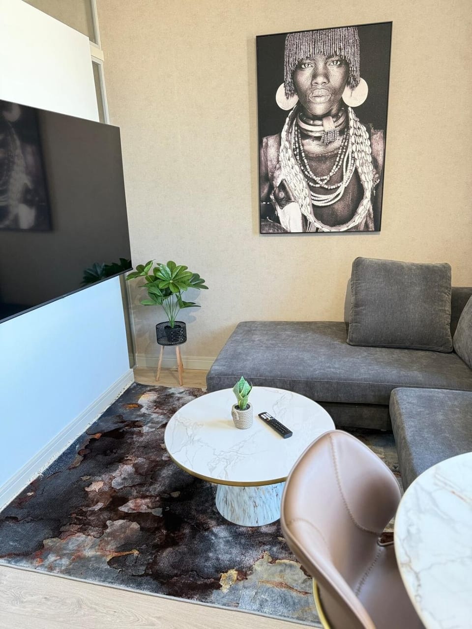 616 One Rosebank with On-Site Rooftop Restaurant Apartment in Johannesburg
