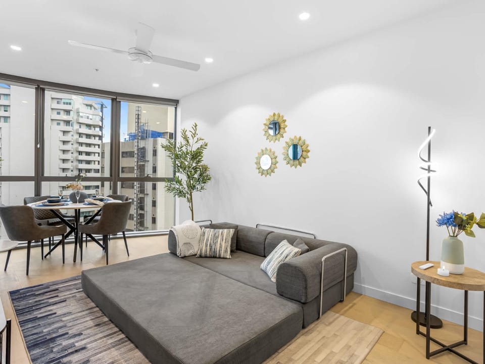 1BR Retreat- City & River Views Queen's Wharf Apartment in Brisbane City