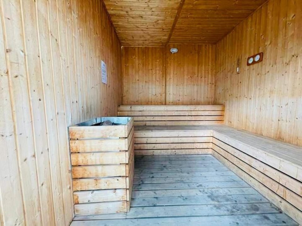 Sauna, Sauna, Spa and wellness centre/facilities