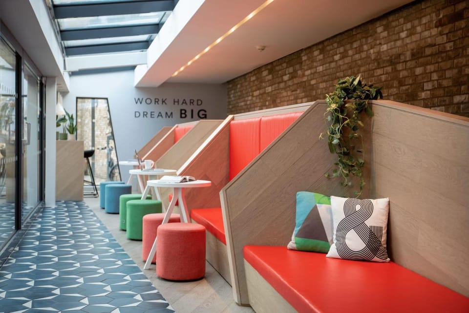 Seating area